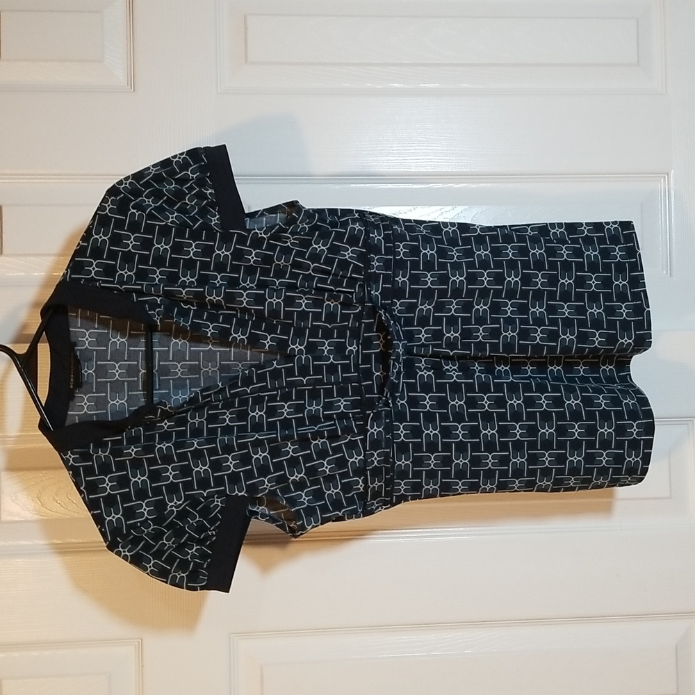 BCBGMaxAzria Teal and Black Geometric Cap Sleeve Top - M